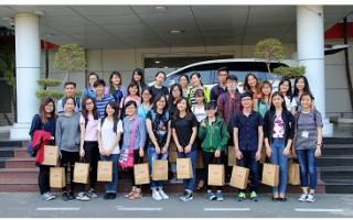 Chuyến đi tham quan nhà máy Acecook Việt Nam của thí sinh CMO