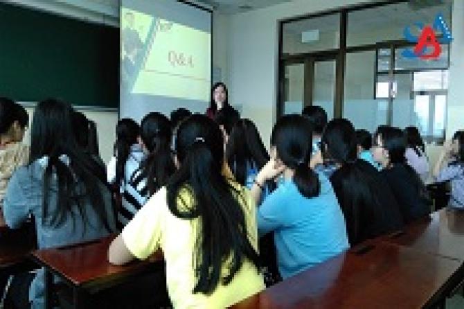 Hành trình trải nghiệm 24h với Trường THPT chuyên Hoàng Diệu