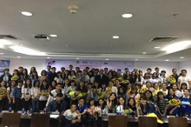 Buổi họp báo ra mắt cuộc thi CMO 2017	