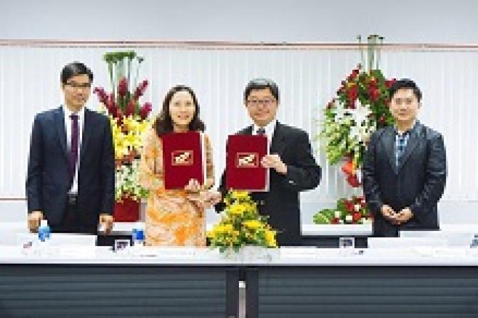  Lễ ký kết hợp tác giáo dục giữa Khoa Quản trị kinh doanh và Trường đại học Phùng Giáp