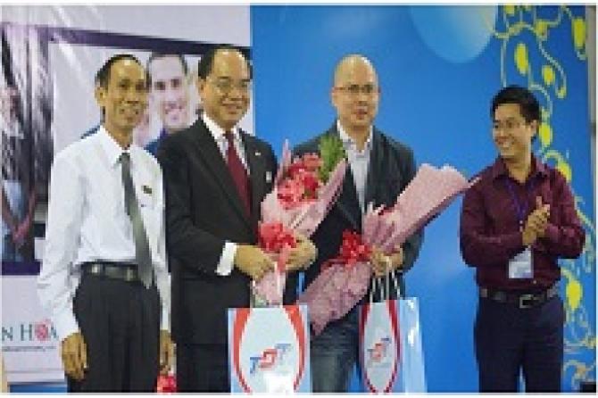 Hội thảo hướng nghiệp chuyên ngành NH-KS Orientation Day 2015