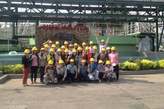  Lớp Kinh doanh quốc tế CLC 13070610 Tham quan nhà máy Ajinomoto