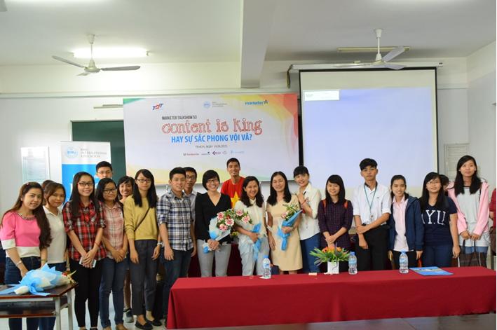 Tại Talkshow, các diễn giả đã chia sẻ một cách sôi nổi về chủ đề Content marketing và giải đáp thắc mắc cho các khán tính giả về chủ đề này.