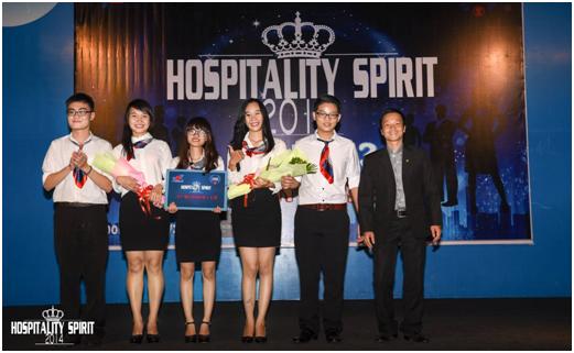 Nhóm Five in One II nhận giải 1st Runner-up