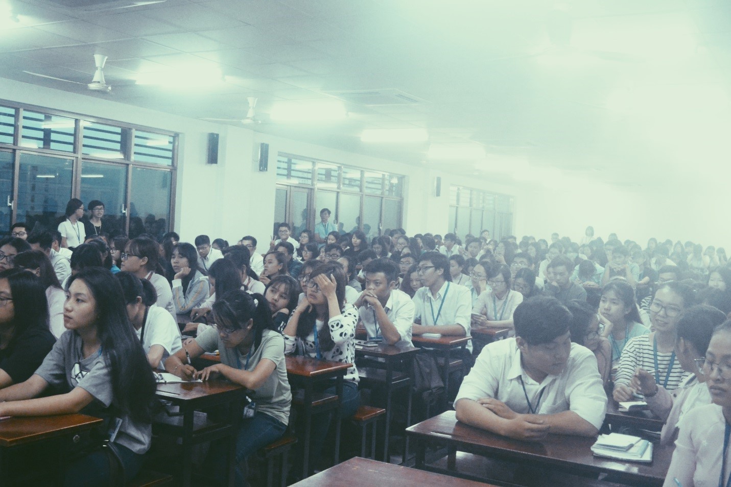 Các bạn sinh viên có mặt đông đủ tại buổi họp