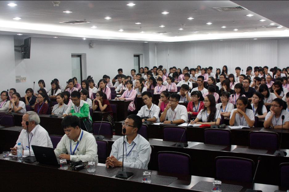 Tọa đàm của giáo sư Lê Hữu Khóa