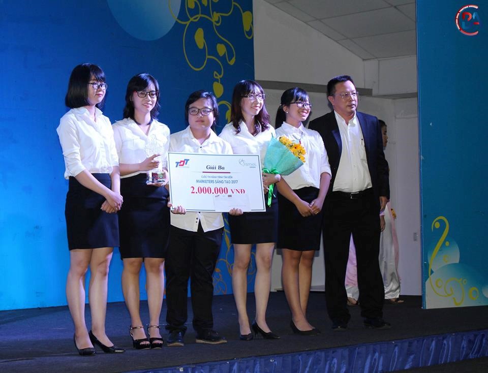 Đội O2H đến từ trường Đại học Kinh tế TPHCM đạt giải 3 của cuộc thi Hành trình tìm kiếm Marketer sáng tạo năm 2017