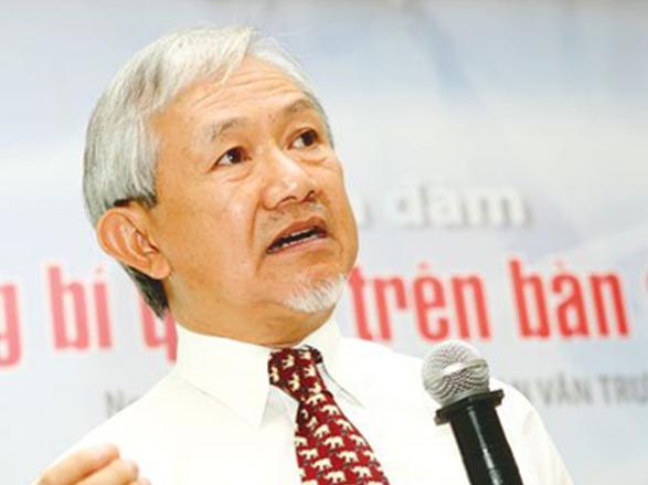 Chuyên gia cao cấp Phan Văn Trường - chuyên gia cao cấp trong lĩnh vực đàm phán quốc tế và là cố vấn của Chính phủ Pháp về thương mại Quốc tế.