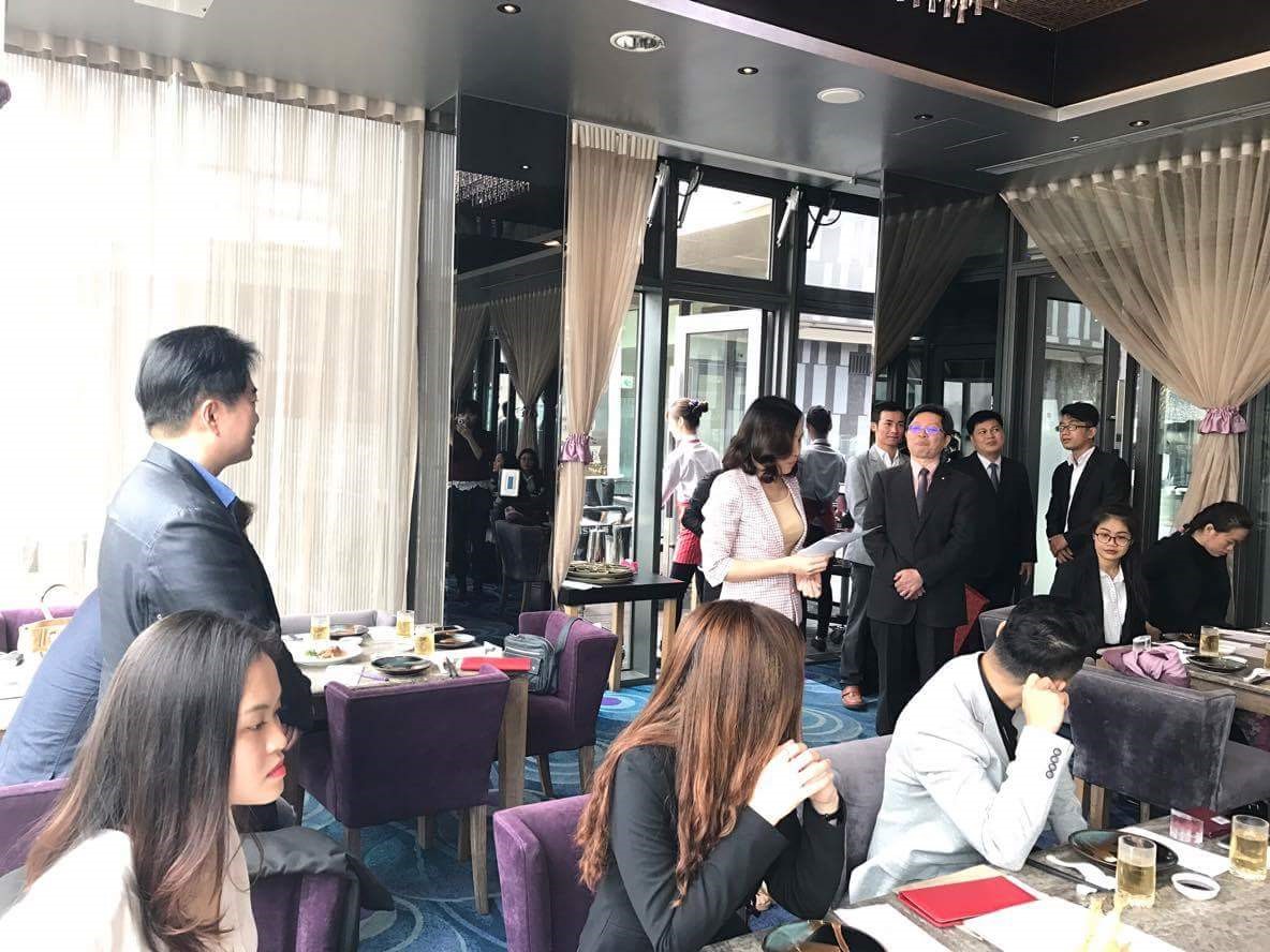 Hình 4: TS.Phạm Thị Minh Lý phát biểu tại buổi lễ Open Ceremony