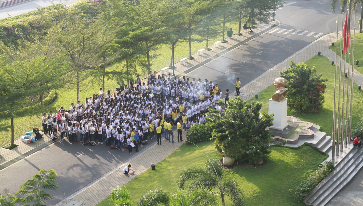 Lễ ra quân chiến dịch Xuân Tình Nguyện năm 2015