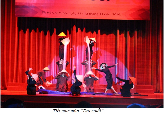  Hội diển văn nghệ truyền thống sinh viên 2016- Khoa Quản trị kinh doanh