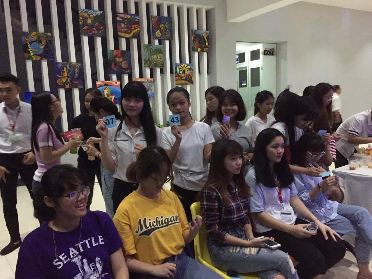 Khách tham gia chương trình