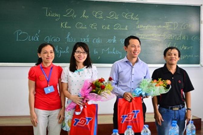  The meeting with Marketing management alumni of Faculty of Business Administration