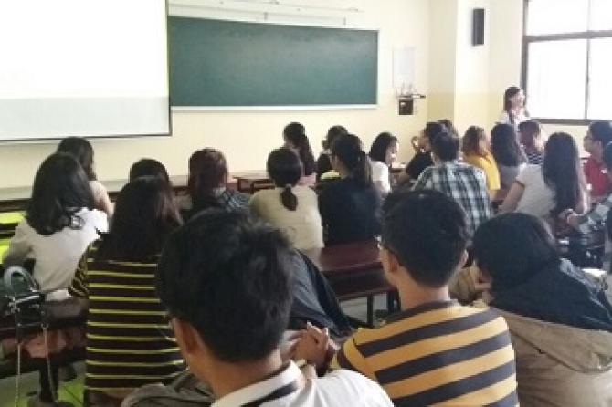 Buổi chia sẻ về học kỳ thực tập nước ngoài